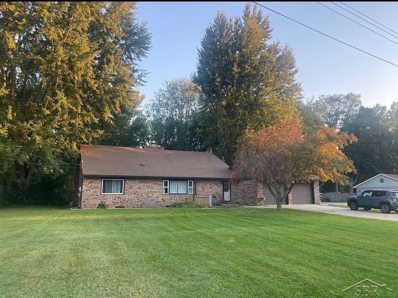 1864 E Chippewa River Road, Midland MI 48640 photo 1