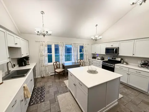 1864 E Chippewa River Road, Midland MI 48640 photo 5