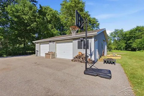 4659 S 3 Mile Road, Bay City MI 48706 photo 4