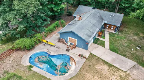 4350 E Arnold Lake Road, Harrison MI 48625 photo 2