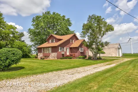 7820 W Darbee Road, Fairgrove MI 48733 photo 2