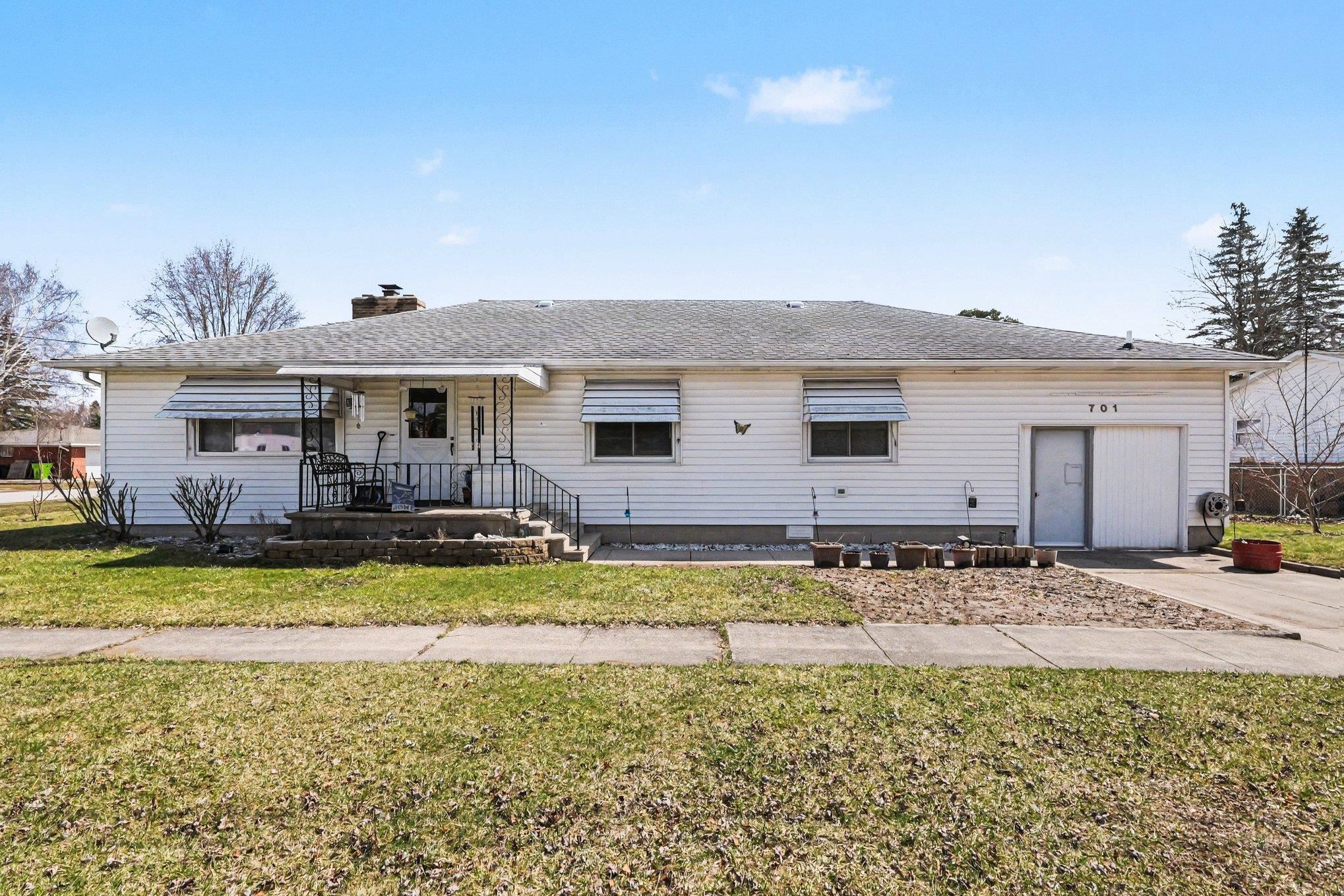701 Rhodes Street, Pinconning MI 48650 photo 1