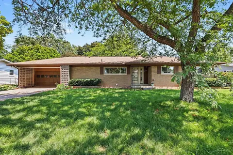 2850 Hemmeter Road, Saginaw MI 48603 photo 2