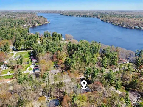 547 W Peterson Drive, Sanford MI 48657 photo 3