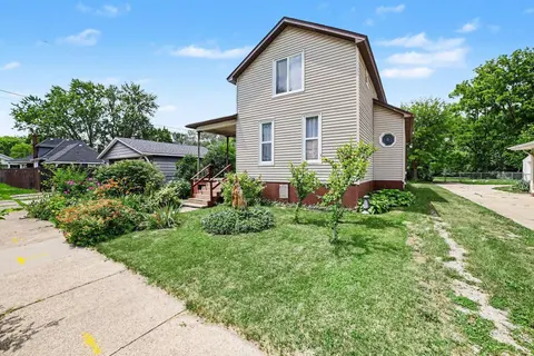 817 Wright Street, Saginaw MI 48602-2838 home for sale
