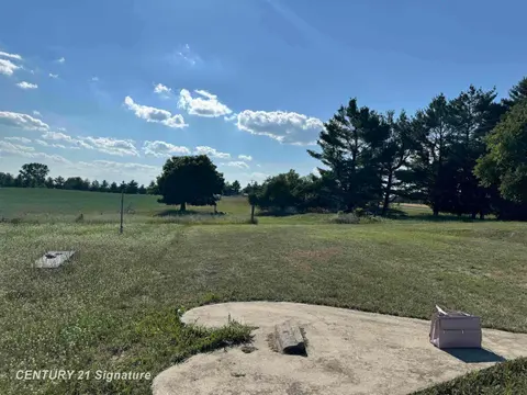 5732 E Grass Lake Road, Clare MI 48617 photo 5