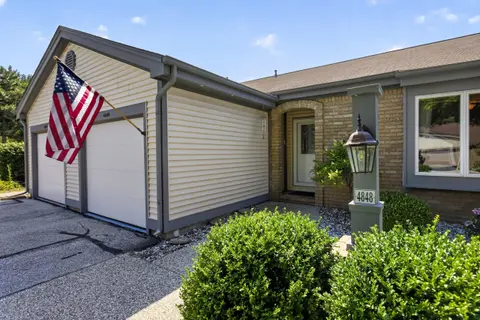 4848 Appletree Lane, Bay City MI 48706 condo for sale