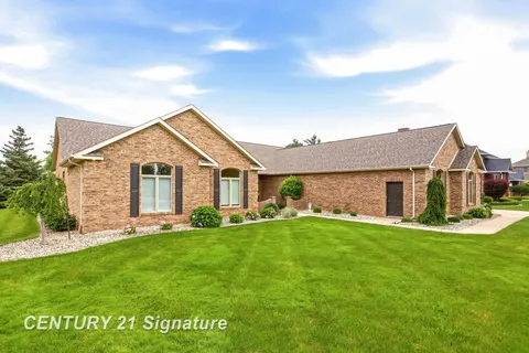 77 Sawmill Creek Trail, Saginaw MI 48603 photo 5