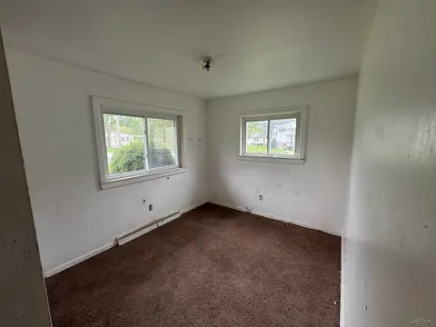 2950 Arlington Drive, Saginaw MI 48601 photo 3
