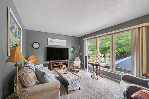 807 S Monroe Street, Bay City MI 48708 photo 3
