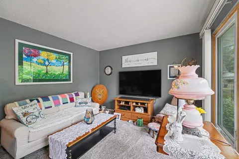 807 S Monroe Street, Bay City MI 48708 photo 4