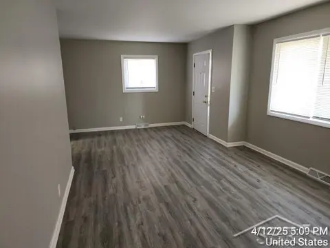 1580 Bel Air Street, Saginaw MI 48604 photo 4