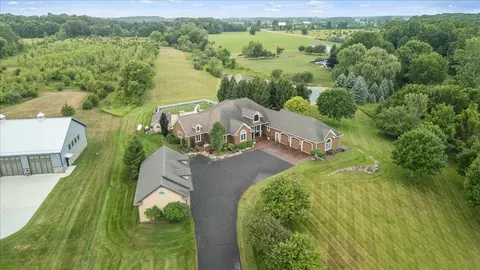 1851 N Chipman Road, Owosso MI 48867 photo 2