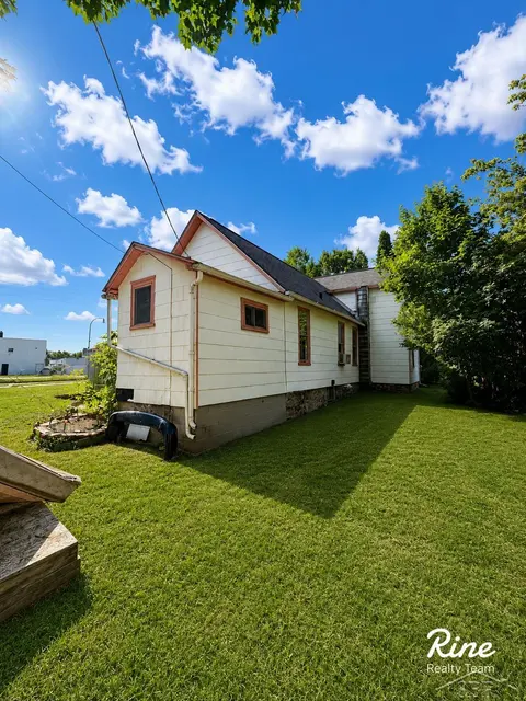 42 W Main Street, Mayville MI 48744 photo 5