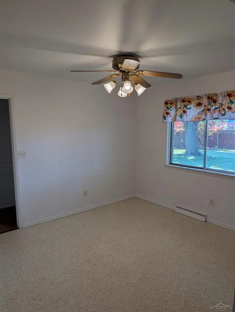 3323 Peale Drive, Saginaw MI 48602 photo 3