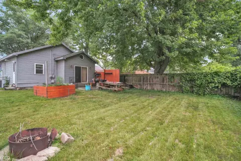 702 Bay Road, Bay City MI 48706 photo 3