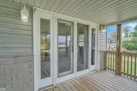 702 Bay Road, Bay City MI 48706 photo 5