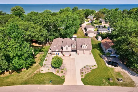5852 Port Austin Road, Caseville MI 48725 photo 2