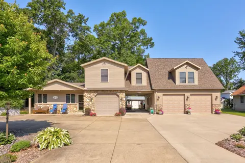 5852 Port Austin Road, Caseville MI 48725 photo 4
