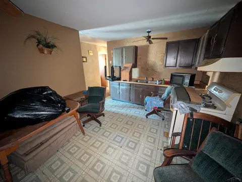 3250 Douglass Street, Saginaw MI 48601 photo 4