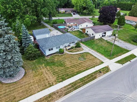 423 Glidden Road, Beaverton MI 48612 photo 3