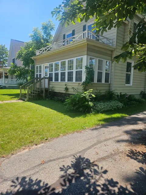 420 E Cedar Street, Standish MI 48658 photo 3
