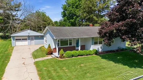 4665 N River Road, Freeland MI 48623 home for sale