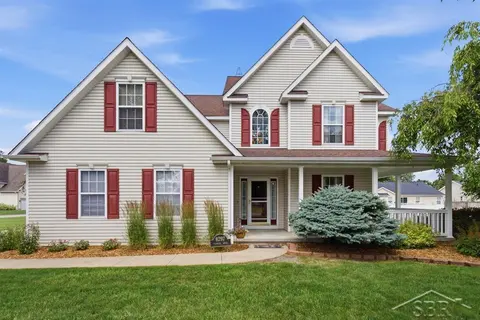 8297 Waxwing Drive, Freeland MI 48623 home for sale