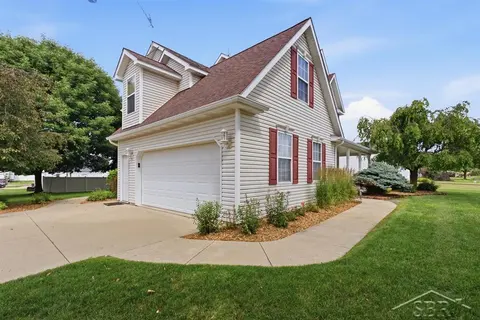 8297 Waxwing Drive, Freeland MI 48623 photo 2