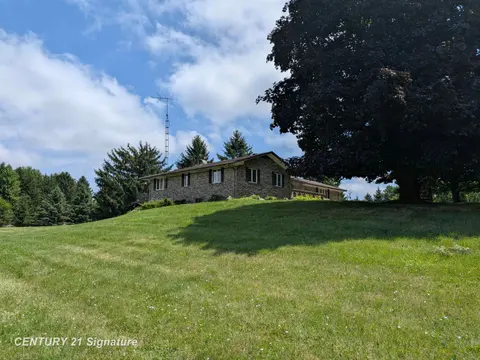 2995 Lyons Road, Owosso MI 48867 photo 2