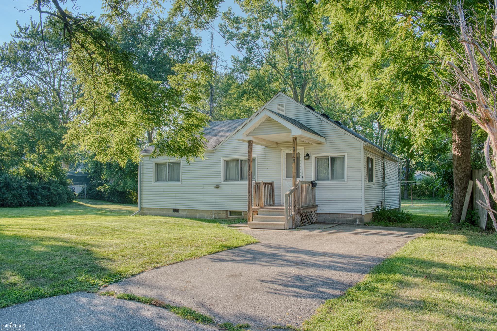 315 E Williams Street, Corunna MI 48817 photo 1