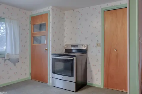 315 E Williams Street, Corunna MI 48817 photo 4