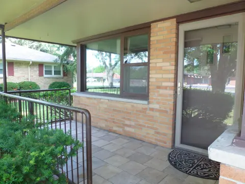 2520 Hemmeter Street, Saginaw MI 48603 photo 4