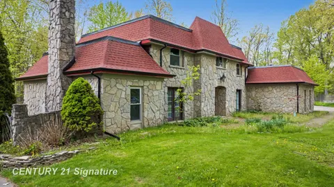 3463 Highland Drive, Bay City MI 48706 photo 2