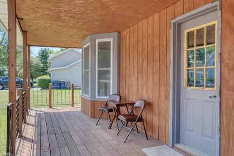 321 E Oliver Street, Corunna MI 48817 photo 2