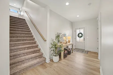 112 Brass Leaf Court, Midland MI 48642 photo 3