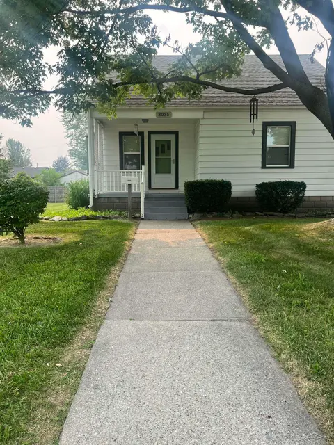 3035 Schaeffer Street, Saginaw MI 48604 photo 2