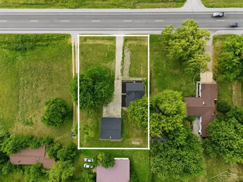 9095 East Road, Burt MI 48417 photo 2