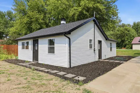 9095 East Road, Burt MI 48417 photo 4