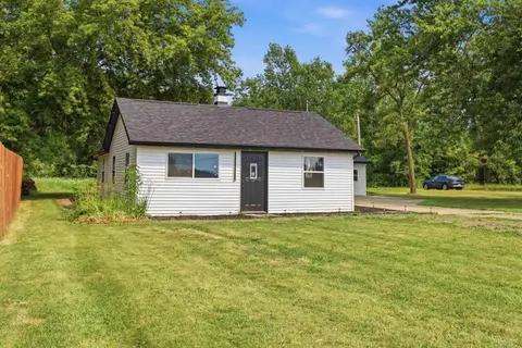 9095 East Road, Burt MI 48417 photo 5