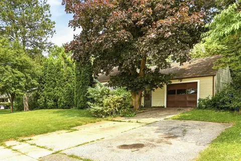 3978 N Michigan Avenue, Saginaw MI 48604 photo 2