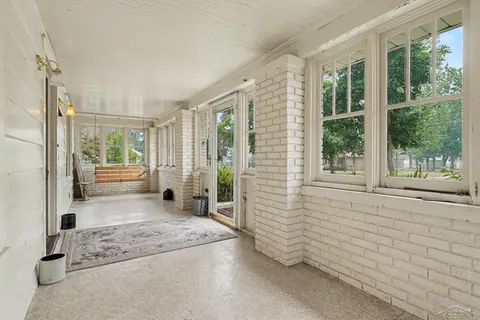 116 W Wheaton Avenue, Clare MI 48618 photo 5