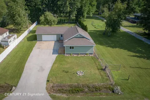 3121 Boy Scout Road, Bay City MI 48706 photo 4