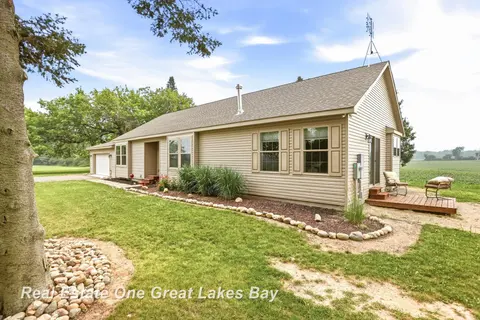 6801 Standish Road, Bentley MI 48613 photo 5