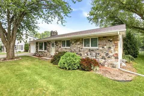 4060 Diceglie Court, Kochville MI 48604 photo 3