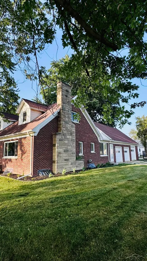 352 S 29th Street, Saginaw MI 48601 photo 2