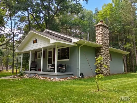 6114 Indian Lake Drive, Gladwin MI 48624 photo 3