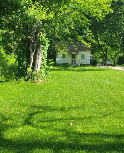 2325 E Sanilac Road, Caro MI 48723 photo 2