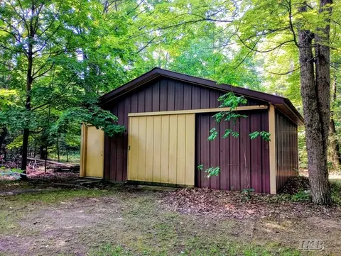 5341 N M-30 Highway, Gladwin MI 48624 photo 4