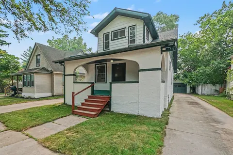 802 Wilson Street, Bay City MI 48708 photo 2